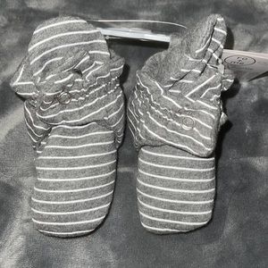 baby slippers